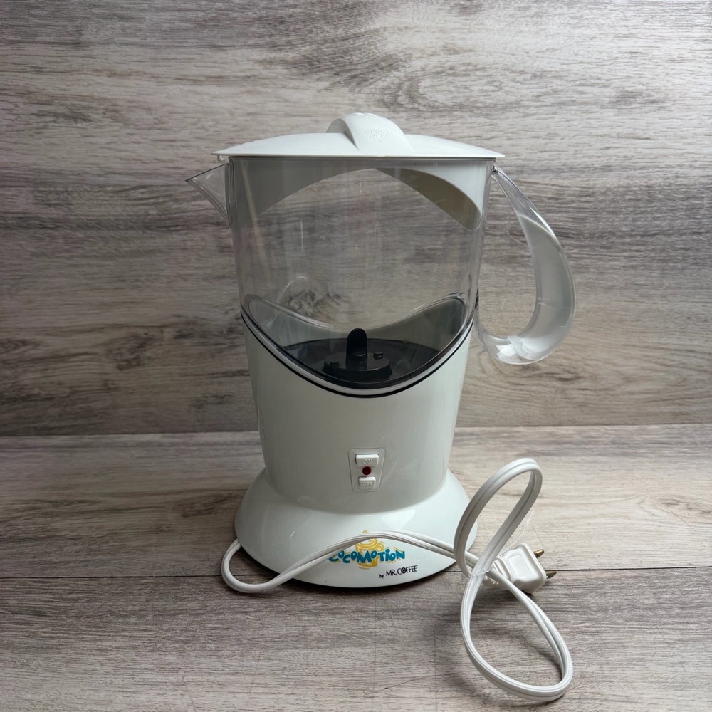 Mr Coffee CocoMotion HC4 Automatic Hot Chocolate Cocoa Maker Mixer 4 Cups